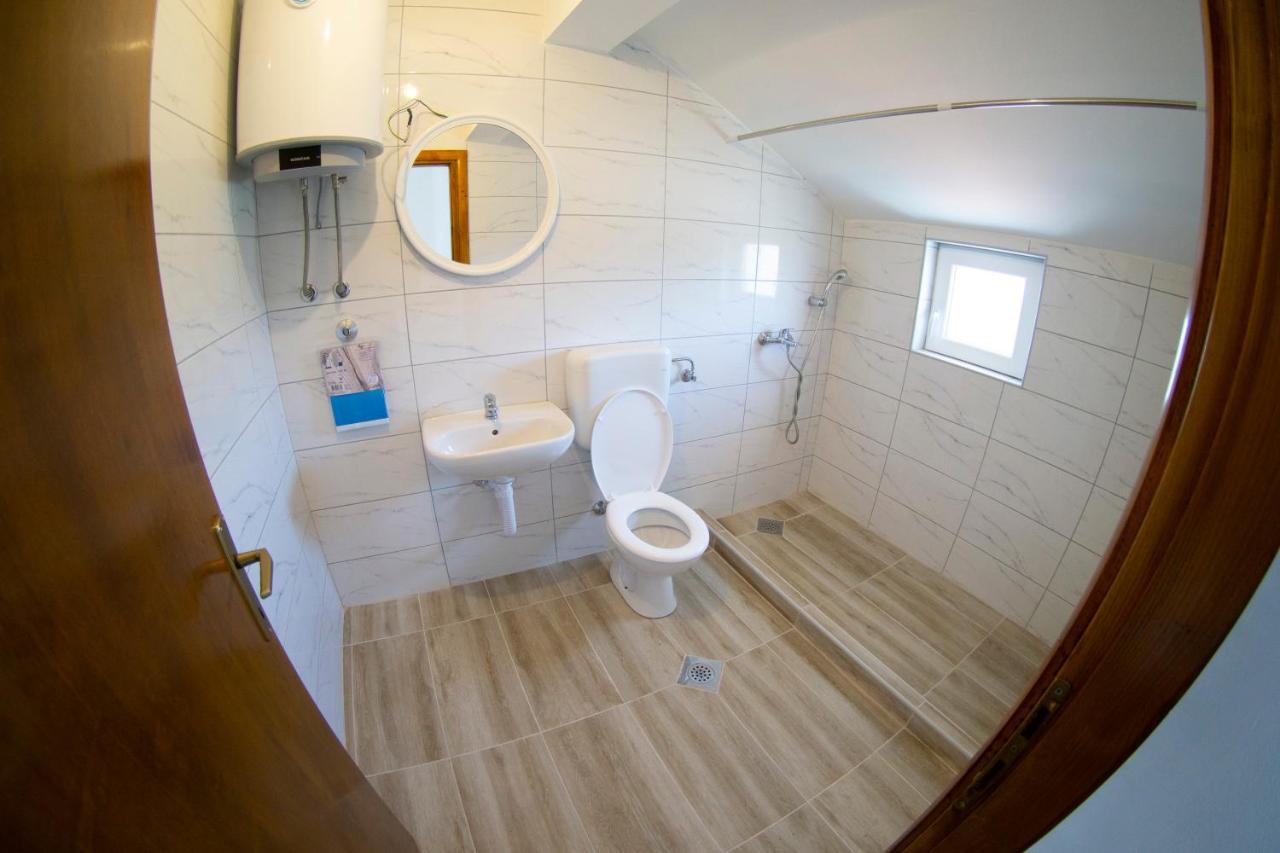 Apartmani Matej Требинє Екстер'єр фото
